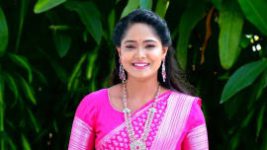 Paaru S01E822 9th February 2022 Full Episode