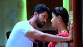 Paaru S01E868 1st April 2022 Full Episode