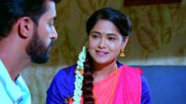 Paaru S01E924 17th June 2022 Full Episode