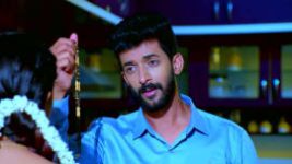 Paaru S01E926 21st June 2022 Full Episode