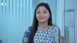 Paaru S01E939 8th July 2022 Full Episode