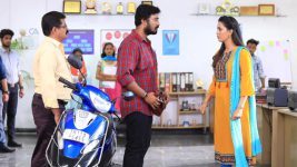 Paavam Ganesan S01E19 Ganesan Warns Guna Full Episode