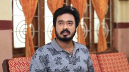 Paavam Ganesan S01E306 Ganesan, Guna Play a Prank Full Episode