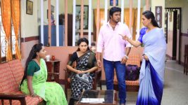 Paavam Ganesan S01E325 Guna Loses Her Cool Full Episode