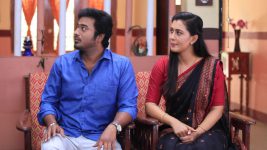 Paavam Ganesan S01E339 Guna's Sweet Gesture Full Episode