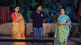 Paavam Ganesan S01E366 Guna Offends Eshwari Full Episode