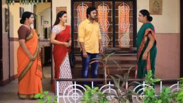 Paavam Ganesan S01E367 Ganesan Convinces Eshwari Full Episode