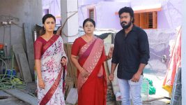 Paavam Ganesan S01E501 Ganesan Stands Stubborn Full Episode