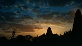 Pandian Stores S01E01 Dhanam Is Here Full Episode