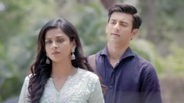 Pyar ke Papad S01E64 Omkar Apologises to Shivika Full Episode