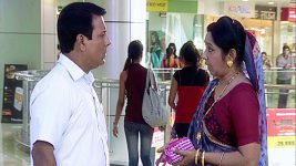 Saas Bina Sasural S01E95 Malti's Mother Spots Pashupati In The Mall Full Episode