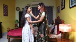 Senthoora Poove S01E107 Aishwarya's Hidden Intentions Full Episode