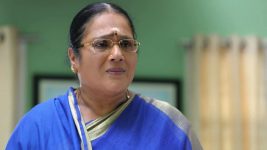 Senthoora Poove S01E185 Rajalakshmi Warns Kanimozhi Full Episode