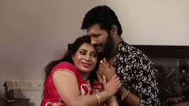 Senthoora Poove S01E229 Durai's Love for Aruna Full Episode