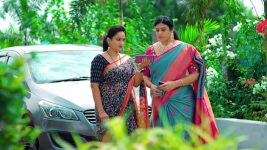 Srimathi Srinivas S01E126 Daksha Unfolds the Truth Full Episode