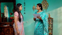 Srimathi Srinivas S01E193 Sridevi Is Anxious Full Episode