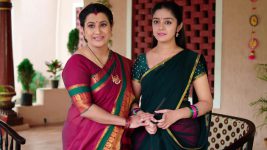 Srimathi Srinivas S01E25 Good News for Meenakshi's Family Full Episode