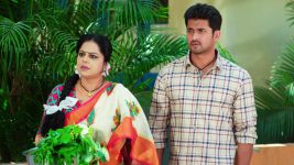 Srimathi Srinivas S01E35 Mangala Lashes Out Full Episode