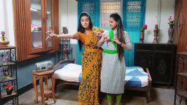 Srimathi Srinivas S01E72 Mounika to Learn Dance Full Episode