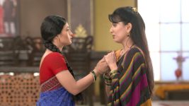 Sukh Mhanje Nakki Kay Asta S01E174 Gauri Stands by Shalini Full Episode