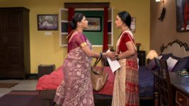 Sukh Mhanje Nakki Kay Asta S01E292 Gauri to Help Renuka Full Episode