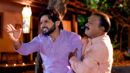 Sukh Mhanje Nakki Kay Asta S01E360 Malhar Slaps Uday Full Episode
