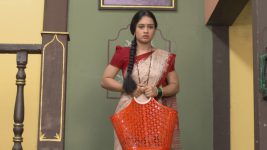 Sukh Mhanje Nakki Kay Asta S01E88 Gauri Falls Prey Full Episode