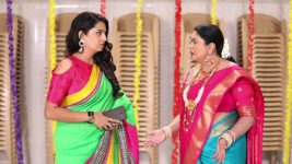Sundhari Neeyum Sundharan Naanum S01E105 Sethulakshmi, Indra Team Up Full Episode