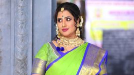 Sundhari Neeyum Sundharan Naanum S01E198 Indra Creates a Disaster Full Episode