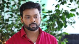 Sundhari Neeyum Sundharan Naanum S01E300 Velu Gives an Ultimatum Full Episode