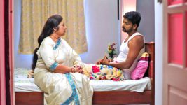 Sundhari Neeyum Sundharan Naanum S01E56 Vijaya Lakshmi's Request to Velu Full Episode