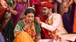 Thikpyanchi Rangoli S01E09 Nikhil, Sumi Tie the Knot Full Episode