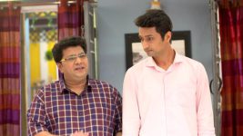 Thikpyanchi Rangoli S01E35 Shashank Turns Down the Gift Full Episode