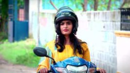 Thirumathi Hitler S01E351 5th January 2022 Full Episode