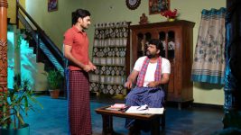 Vadinamma S01E617 Raghuram Hurts Bharat Full Episode