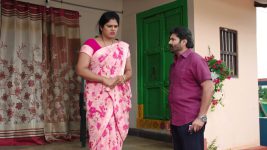 Vadinamma S01E621 Bhaskar Petrifies Durga Full Episode