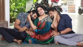 Velaikkaran (Star vijay) S01E364 Visalatchi Feels Distressed Full Episode