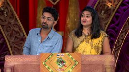 Wife Chethilo Life S01E15 Lively Couples on the Show Full Episode