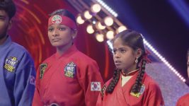 Yes Or No S01E09 Daring Girls Stun All! Full Episode