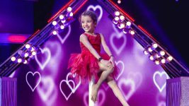 Yes Or No S01E10 Amazing Balancing Acts! Full Episode