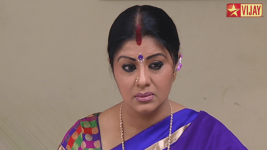 Deivam Thandha Veedu S03E04 Chitradevi stops Seetha Full Episode