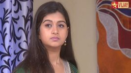 Deivam Thandha Veedu S06E18 Another groom is proposed Full Episode