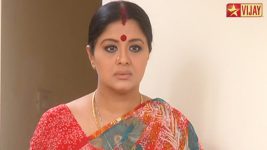 Deivam Thandha Veedu S08E12 Ram insults Seetha Full Episode