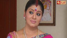 Deivam Thandha Veedu S09E22 Chitra supports Seetha Full Episode