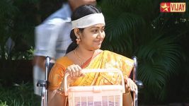 Deivam Thandha Veedu S12E16 Wheelchair-bound Seeta in trouble Full Episode