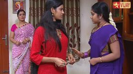 Deivam Thandha Veedu S13E25 Seeta snubs Vanitha Full Episode