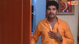 Deivam Thandha Veedu S13E33 Suresh agrees to accept Vanitha Full Episode