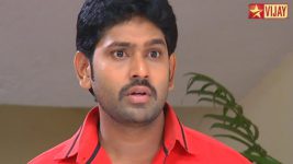 Deivam Thandha Veedu S13E35 Chitradevi disowns Ram Full Episode