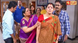 Deivam Thandha Veedu S15E19 Chitradevi falls unconscious Full Episode