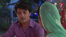 Diya Aur Baati Hum S05E62 Sooraj Takes Sandhya to Ajmer Full Episode Diya Aur Baati Hum S05E62 Sooraj Takes Sandhya to Ajmer Full Episode